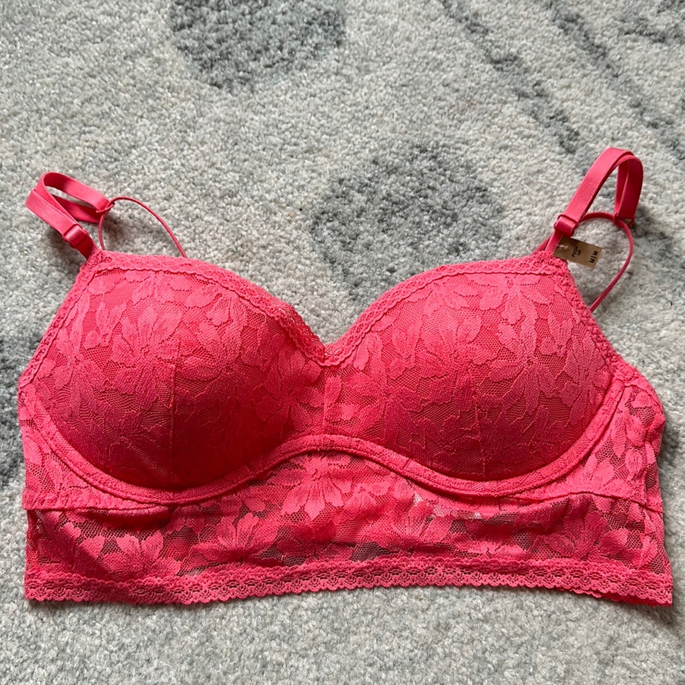 Victoria’s Secret pink push up lace bralette - NWT